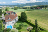 Bild - COMING SOON: Villa mit Pool, Garten und Wellness